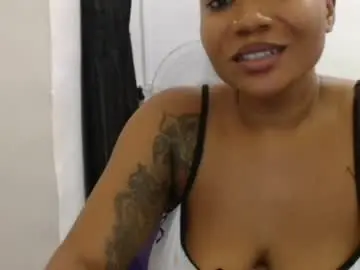 Chaturbate Live Sex Cam of juicyxpink