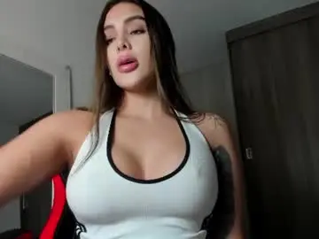 Chaturbate Nude Webcam of mi_suk1