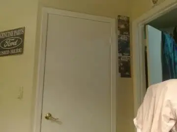 Chaturbate Live Sex Cam of braindeadbetty