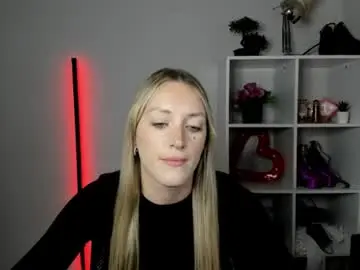 Chaturbate Adult Webcams of evelynblond
