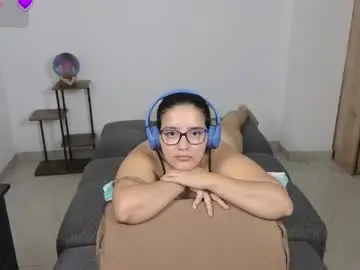 Chaturbate Adult Webcams of moonwoman_
