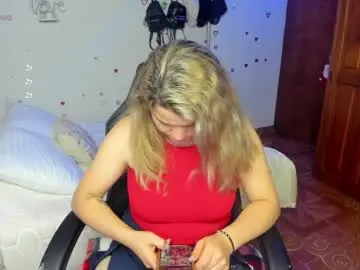 Chaturbate Live Sex Cam of danna_wry
