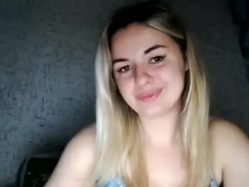 Chaturbate Live Sex Cam of love_dom_meg