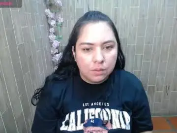 Chaturbate Live Sex Cam of katy2425