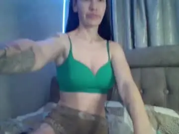 Chaturbate Live Sex Cam of diamond_dana