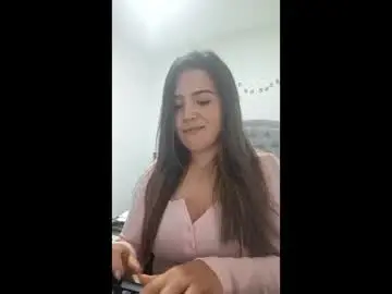 Chaturbate Free Live Porn of arielrose1022