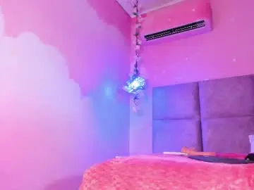 Chaturbate Watch Live Sex Cams of emiilygrace_