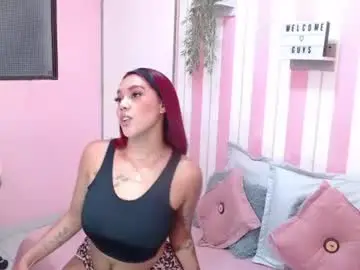 Chaturbate Nude Webcam of shantal_luw