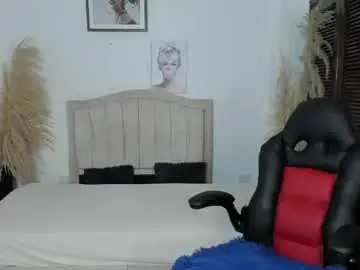 Chaturbate Watch Live Sex Cams of giiny_