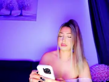 Chaturbate Watch Live Sex Cams of abella_soleill