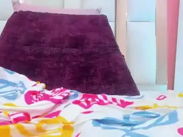 Chaturbate Live Sex Cam of lia_antonella69