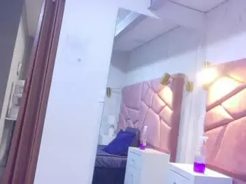 Chaturbate Live Sex of jadeviolet_