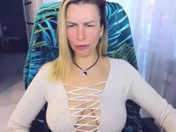 Chaturbate Adult Video Chat of alexiayellow