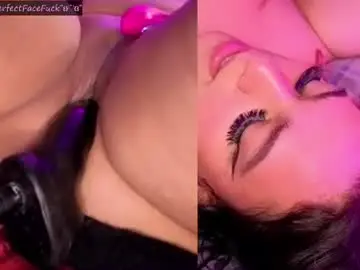 Chaturbate Live Sex Cam of booboosperfectfacefuck