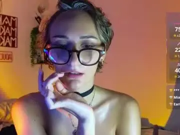 Smalltits sex chat