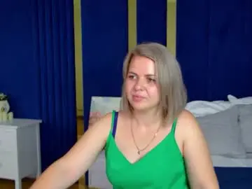 Chaturbate Live Sex of adeleravelle