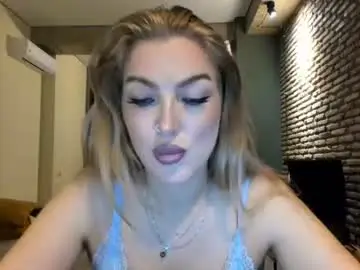 Chaturbate Nude Webcam of hi_lina