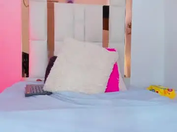 Chaturbate Adult Video Chat of roxy_sexy69