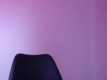 Chaturbate Live Sex Cam of enchantressqueen