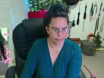 Chaturbate Sex Cam of elektra_32