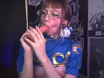 Chaturbate Free Live Porn of elle_uwu