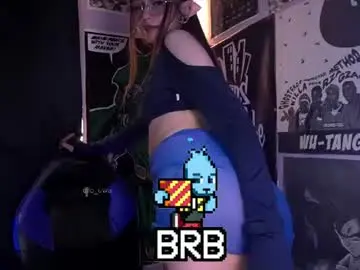 Chaturbate Live Sex Cam of elle_uwu