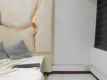 Chaturbate Adult Webcams of zayrastorm