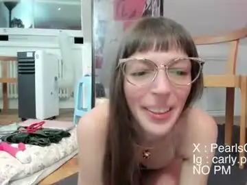 Chaturbate Nude Webcam of carlypearls