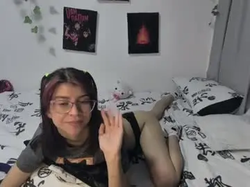 Chaturbate Live Sex Cam of sarahsmitt