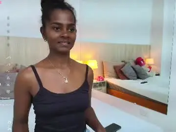 Chaturbate Live Sex Cam of mara_sinclair