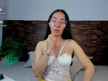 Chaturbate Adult Video Chat of lucyy_liiu