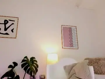 Chaturbate Live Porn of kylie_benavieth