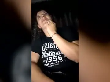 Chaturbate Best Webcam of bigtitslala