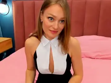 Chaturbate Adult Webcams of evelynpoole