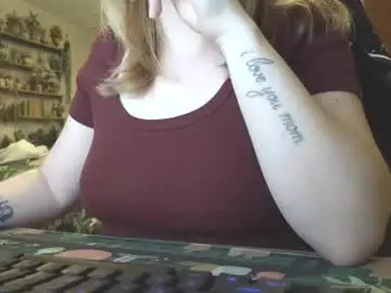 Chaturbate Free Porn Cam of sarahpmummy
