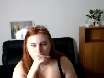 Chaturbate Free Porn Cam of alicia_side_red