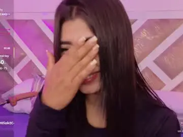 Chaturbate Live Sex Cam of ziamiller