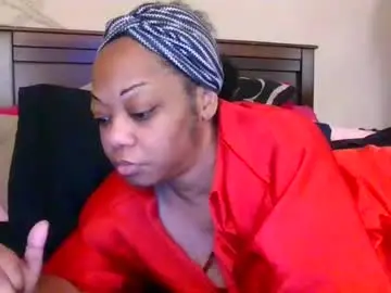 Chaturbate Sex Cam of brownroundrenee