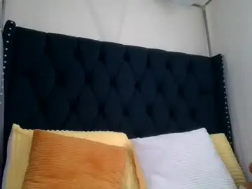 Chaturbate Live Sex Cam of kitty_kerry