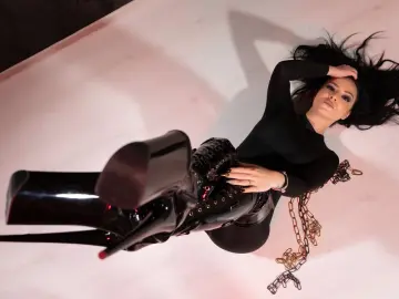 Imlive Live Porn of Izabel
