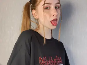Myfreecams Free Porn Cam of ElonaGinger