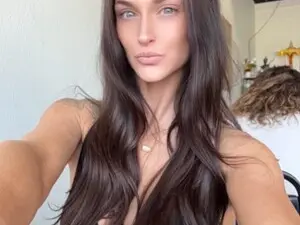 Myfreecams Live Sex Cam of malani24