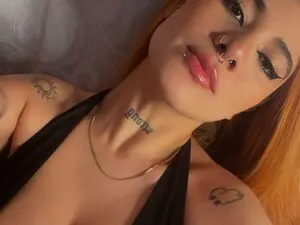 Myfreecams Private Sex Chat of Evelyn_rey