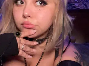 Myfreecams Adult Video Chat of AliceMae_