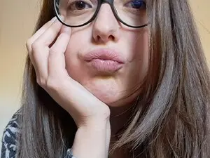 Myfreecams Free Live Porn of JulieAnn