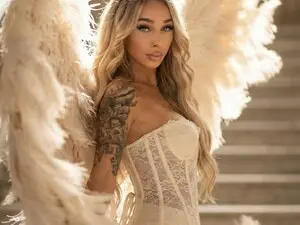 Myfreecams Live Sex Cam of ChristynaRos