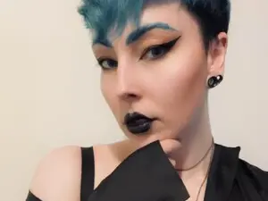 Myfreecams Sex Cam of cirquenoirblu