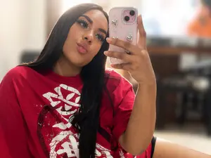 Myfreecams Free Live Porn of Nicoleee_