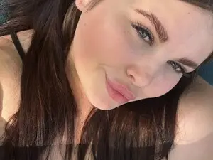 Myfreecams Live Sex Cam of Milana_Kelly