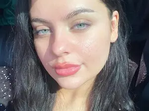 Myfreecams Private Sex Chat of Celia_